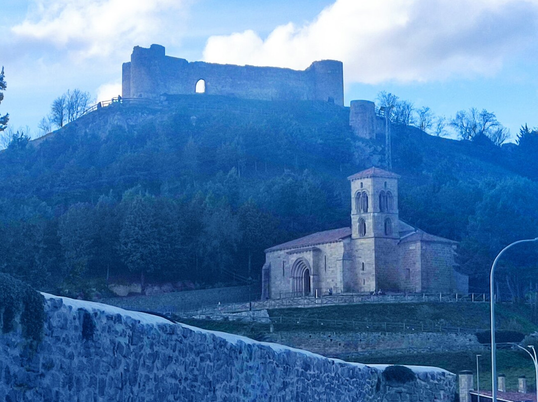 Castillo de Aguilar de Campoo景点图片