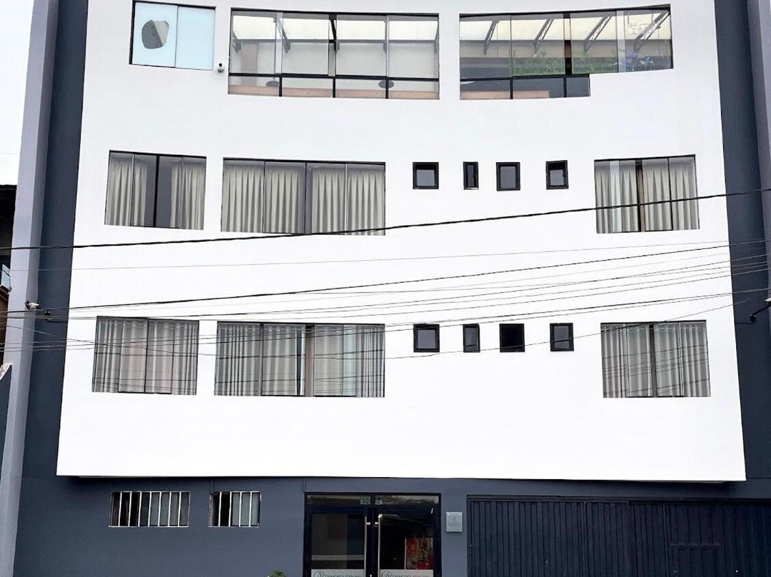 Cosmopolitan Inn Hotel