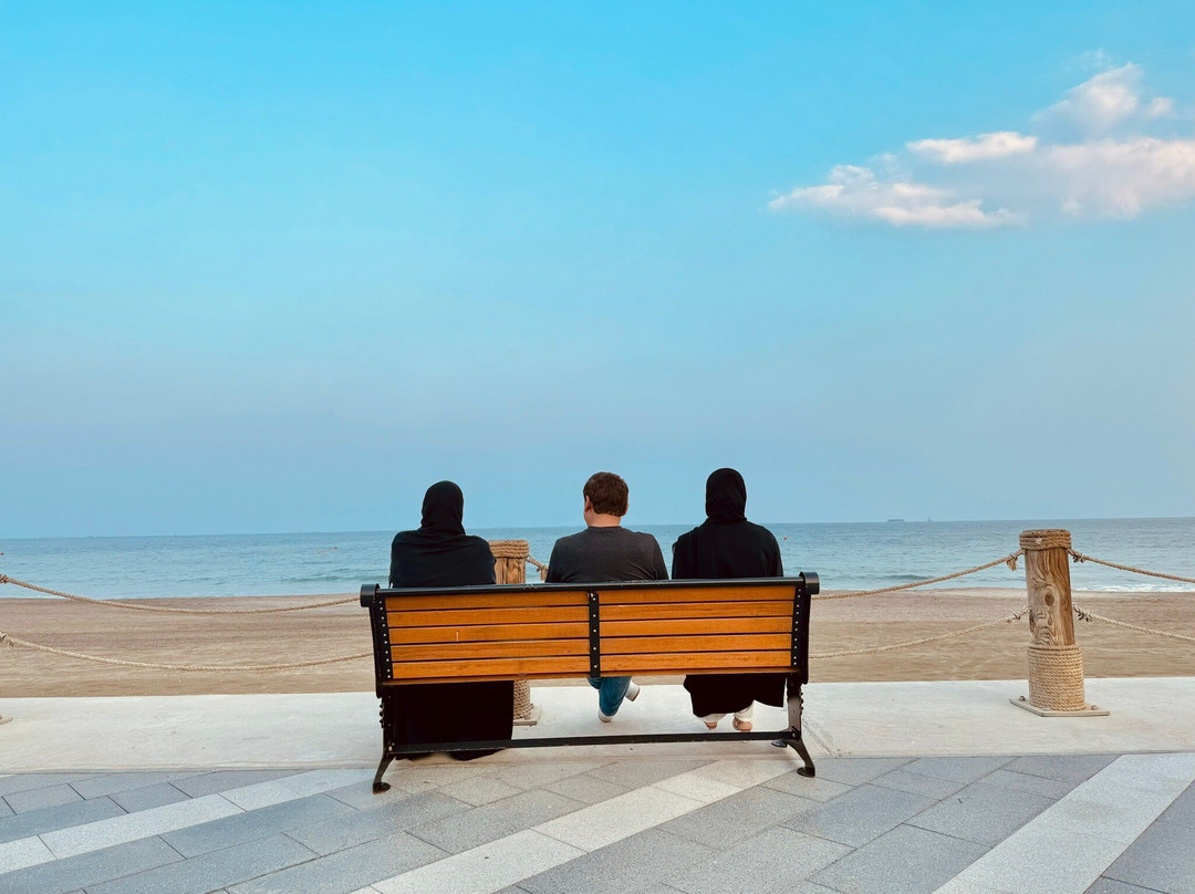 Umbrella Beach-富查伊拉必去景点