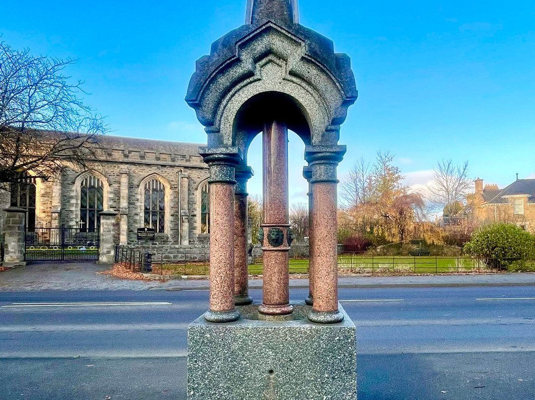 James Taylor Memorial Fountain-Keith必去景点