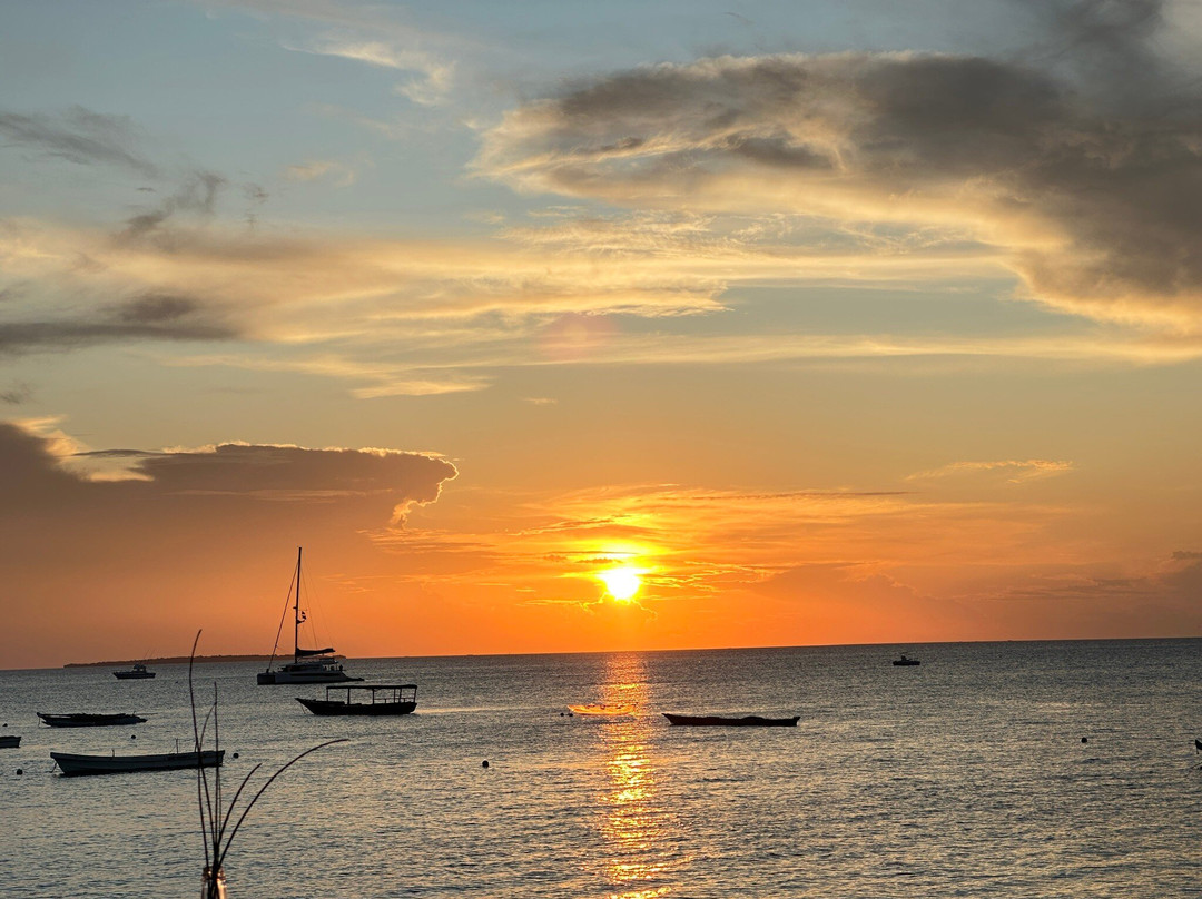 Extreme Expedition Tours-卡拉图必去景点