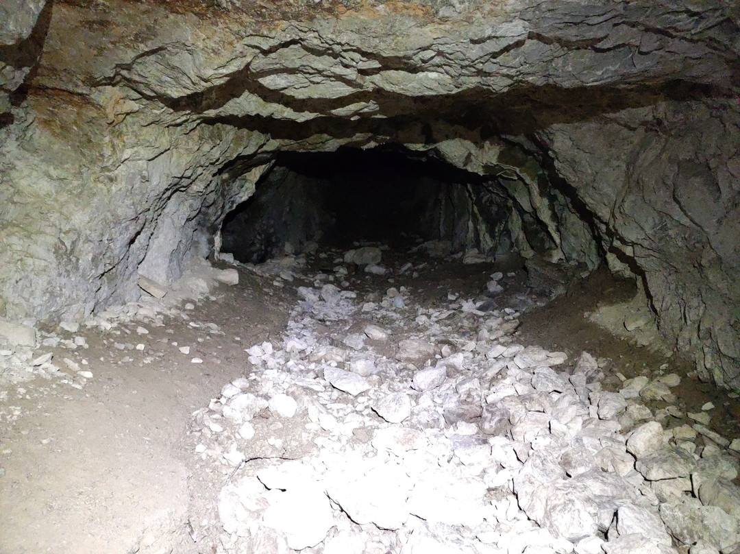 Sveta Gora WW1 tunnel景点图片