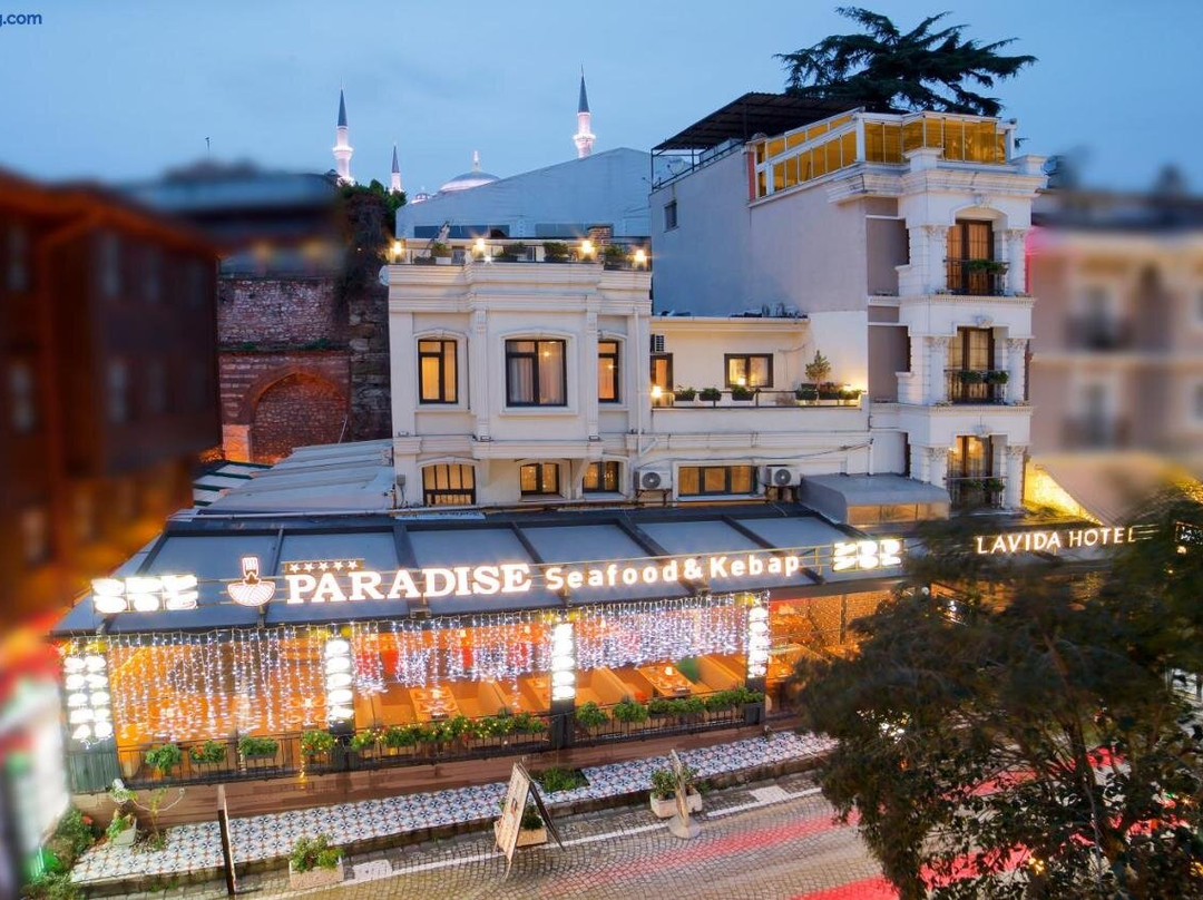La Vida Hotel
