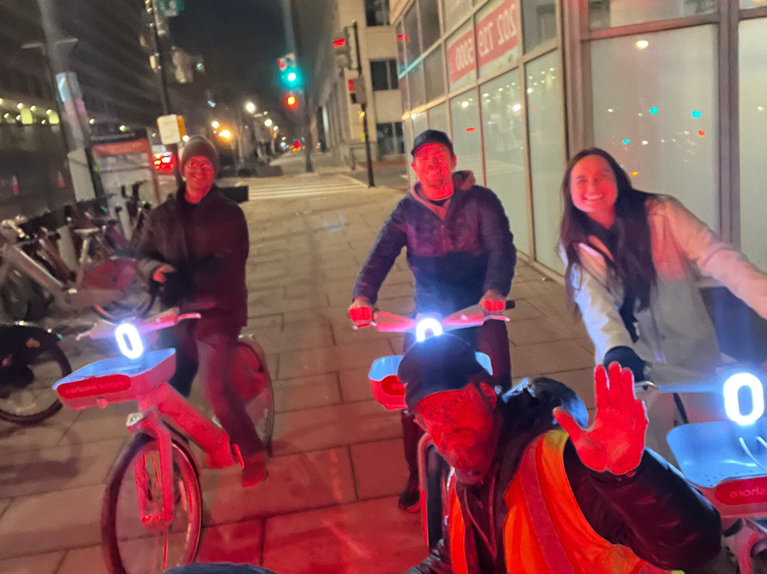 Wheel The People Pedicab Tours-华盛顿特区必去景点