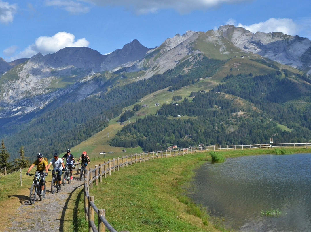 Arav'e-Bike Location et Sorties Guidées en VTT électrique景点图片