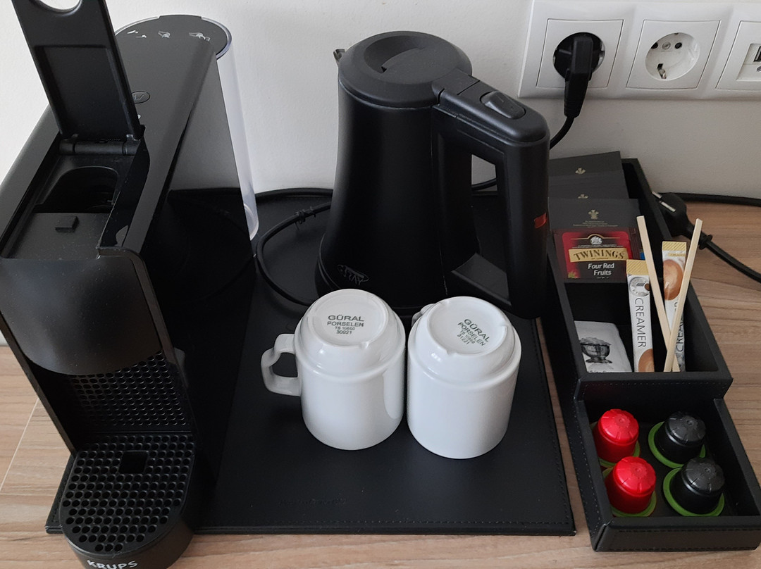 古斯佛酒店主图