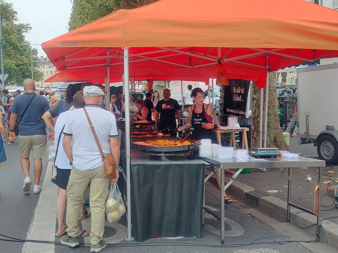 Marché Dominical De Caen-卡昂必去景点