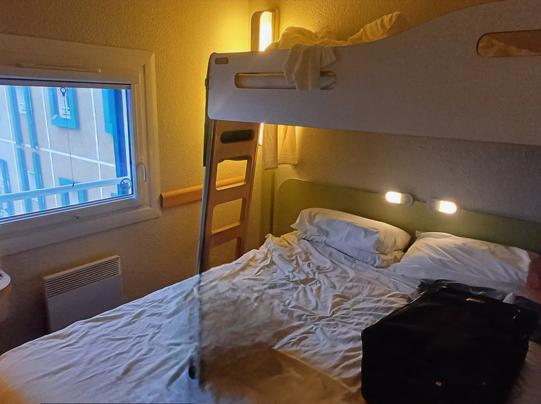 ibis budget Pontault Combault RN4 Marne la Vallée主图