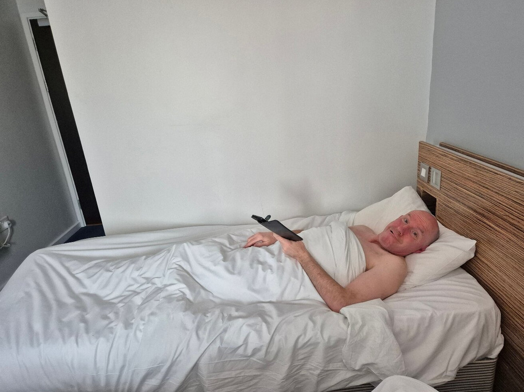 GO2 Lancaster Centre Hotel by OYO主图