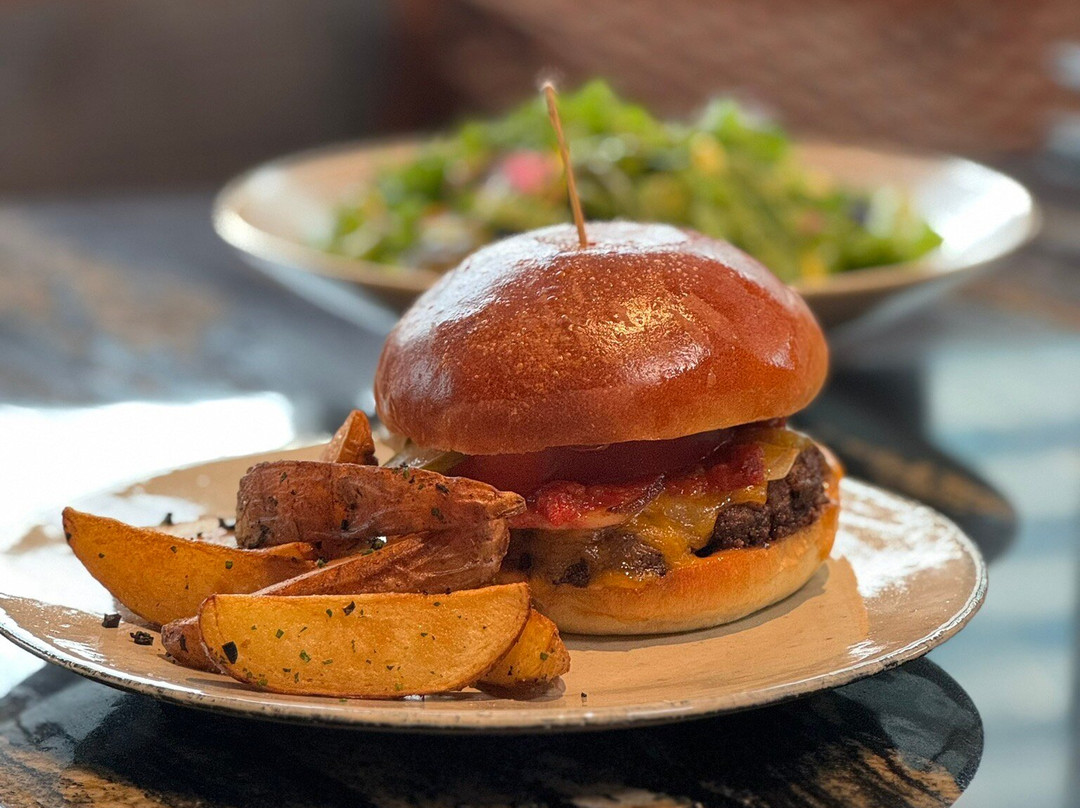 アイアン・ベイ