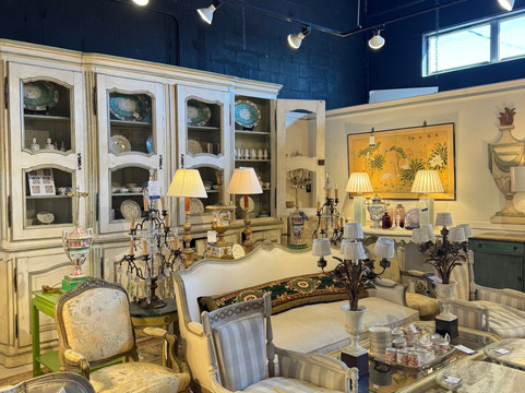 The Antique And Artisan Gallery-斯坦福必去景点