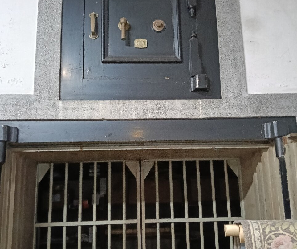 Former Kajima Bank Ikeda (Interior Kawamura)-池田市必去景点