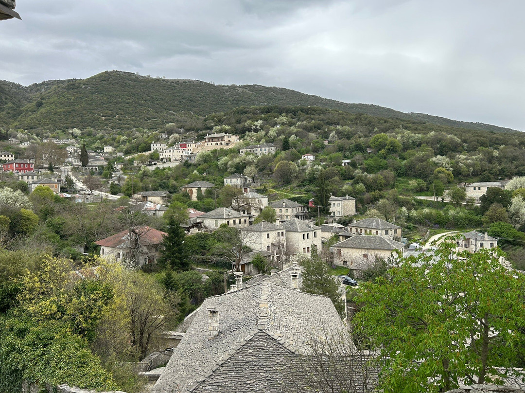 Monopatia Mountain Resort主图