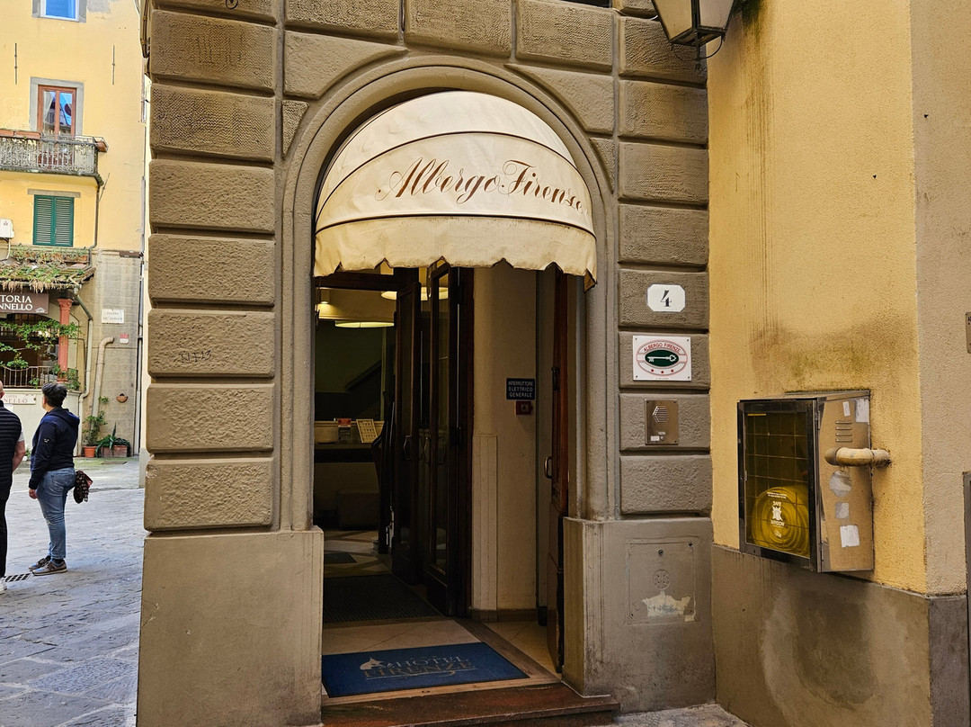佛罗伦萨客栈主图
