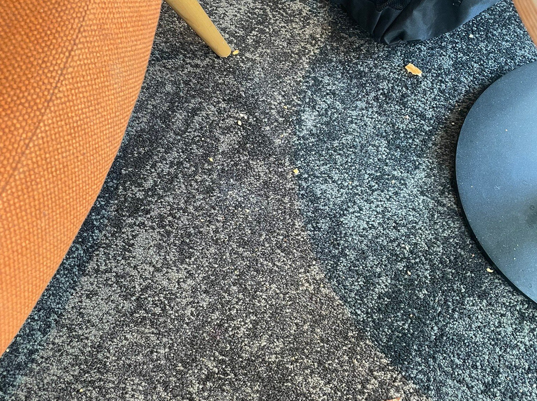 My Lounge, Gatwick North-霍利必去景点