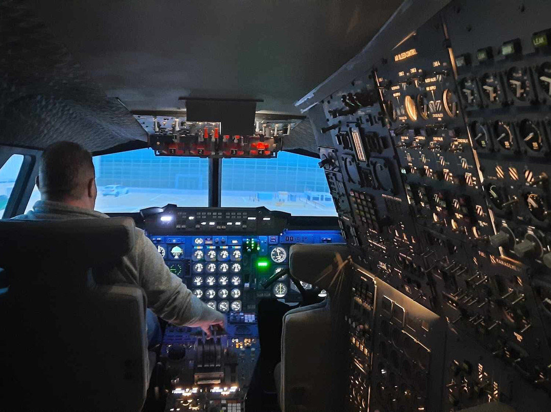 Flight Sim Centre景点图片