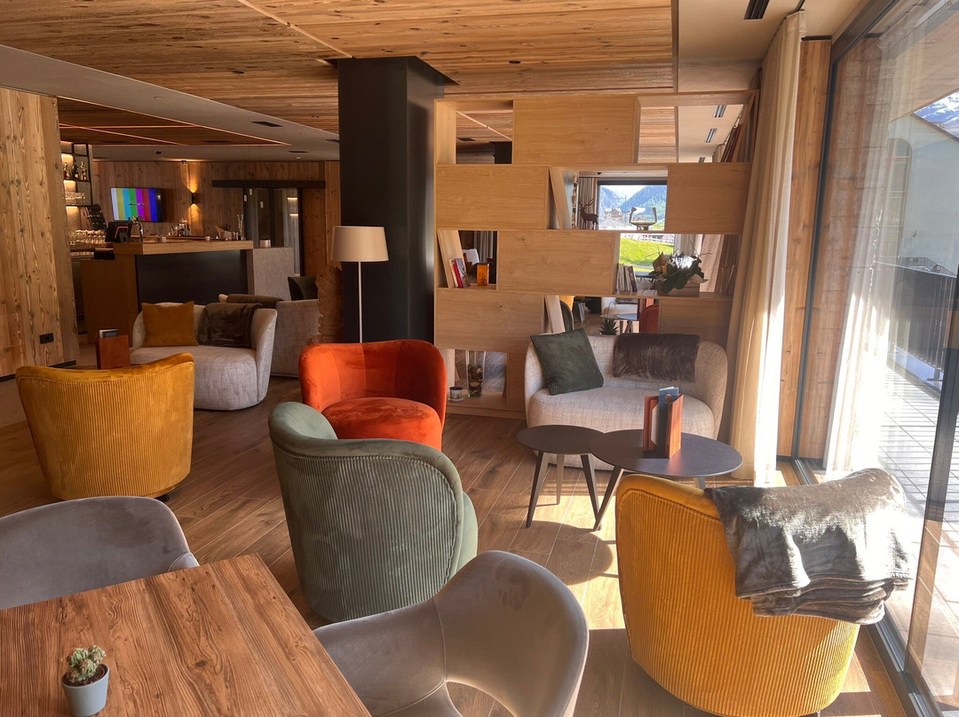 Paradise Lodge主图