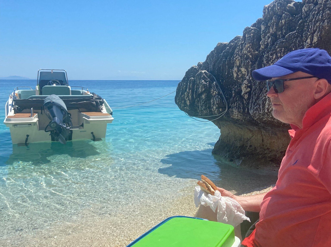 Dolphin Ski Club Water Sports & Boat Hire景点图片