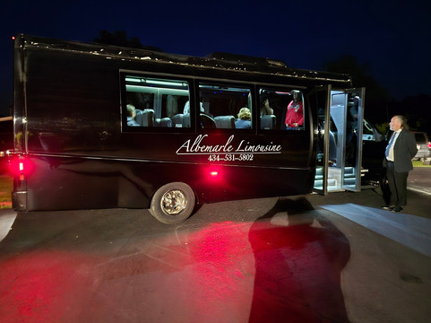 Albemarle Limousine-夏洛茨维尔必去景点