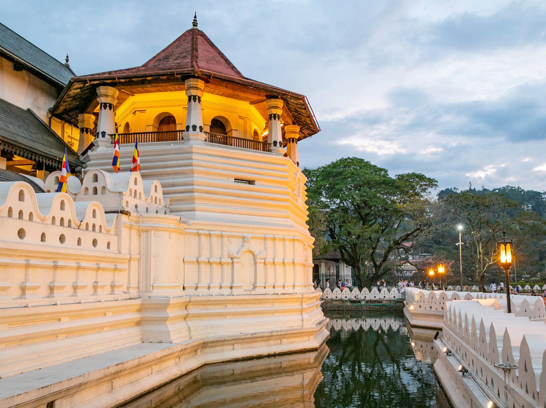 Sampa Tours Sri Lanka