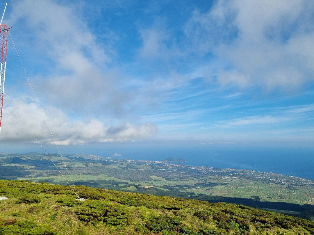 Miradouro da Serra de Santa Bárbara-亚速尔群岛英雄港中心区必去景点