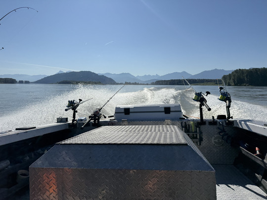 The Fraser River's Edge Guiding & Tours-奇利瓦克必去景点