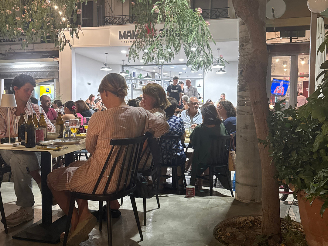 Mamalouka Grill House主图