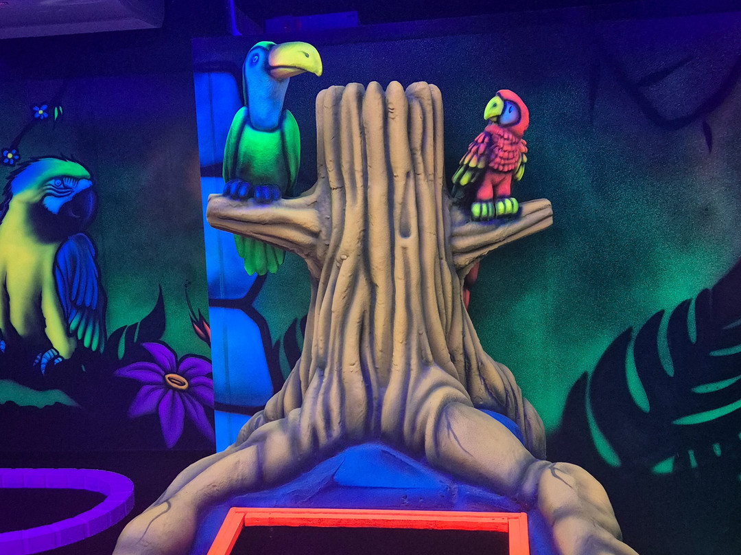 Tahiti Mini Golf-Le Barcares必去景点