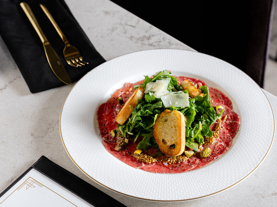 Fifth Avenue Syndicate Bistro & Bar