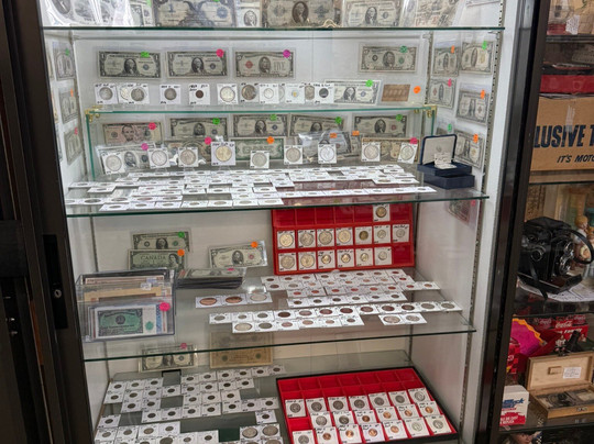 Brass Armadillo Antique Mall-奥马哈必去景点