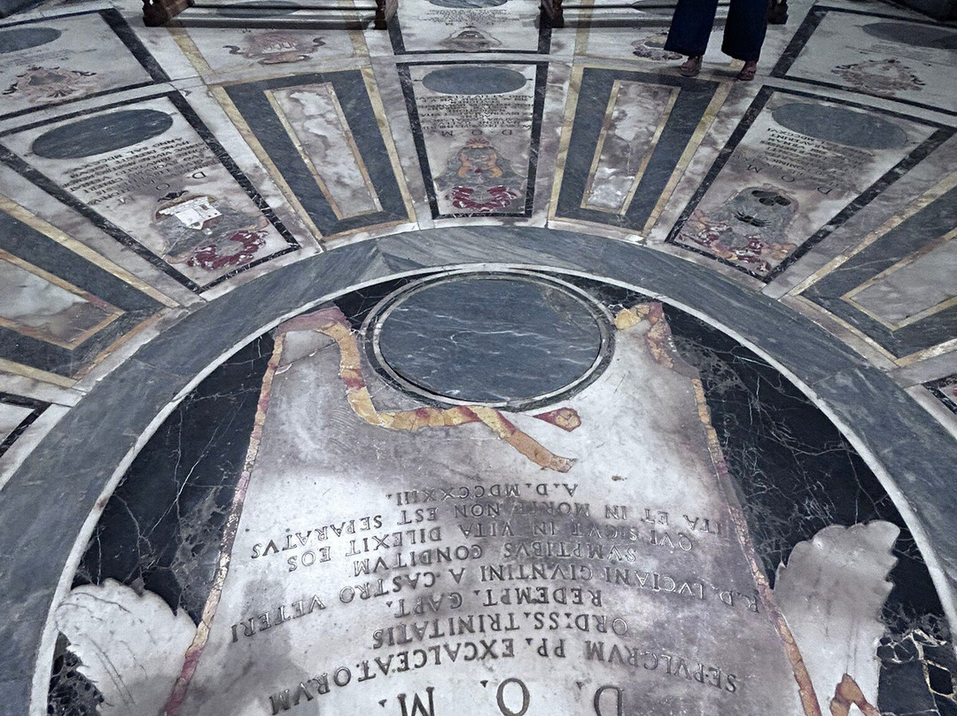 Chiesa di San Ferdinando-里窝那必去景点