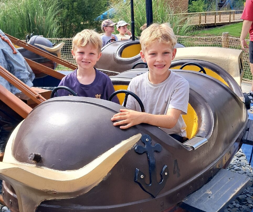 Fishers Farm Park-Wisborough Green必去景点