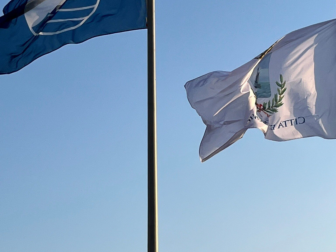 Lungomare Di Follonica-福洛尼卡必去景点