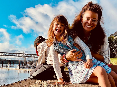 金普顿河畔酒店主图