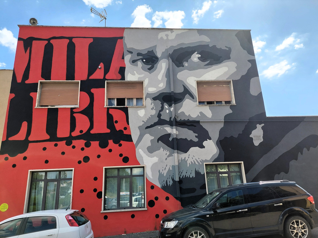 Murales di cinema-Narni Scalo必去景点