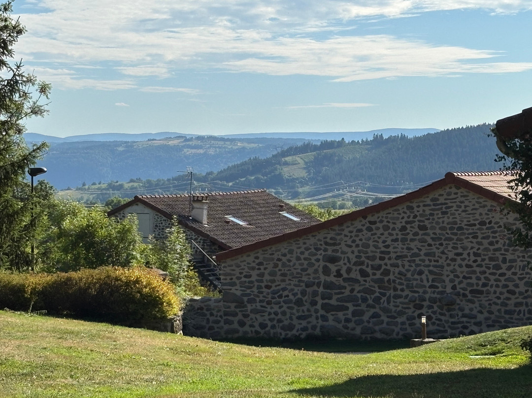 Le Clos des Pierres Rouges主图