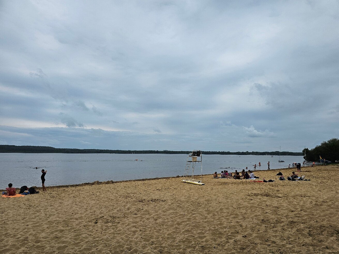 Lac de Léon-Leon必去景点