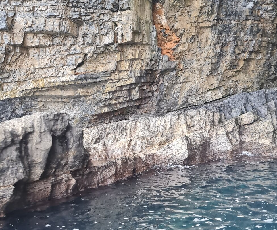 Boat & Cruise Hiring-Chorefto必去景点