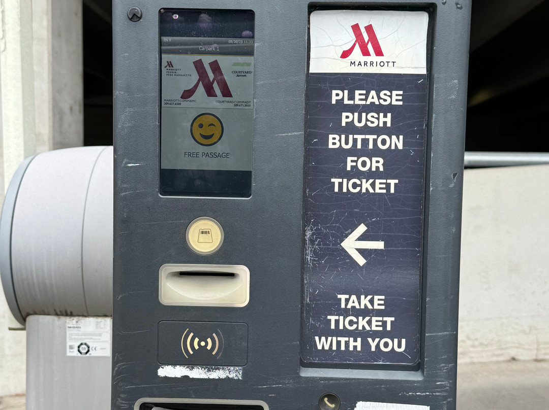 Courtyard by Marriott Peoria Downtown主图