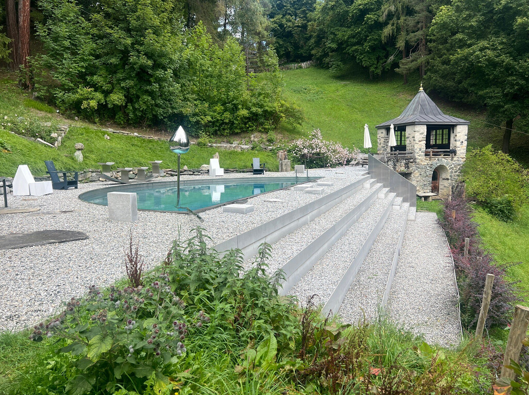 Not Vital + Parkin Sent-Sent必去景点