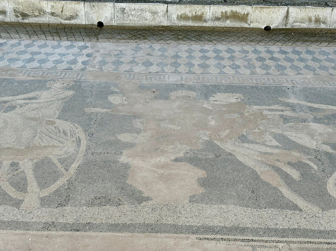 Archaeological Site at Pella-Pella必去景点