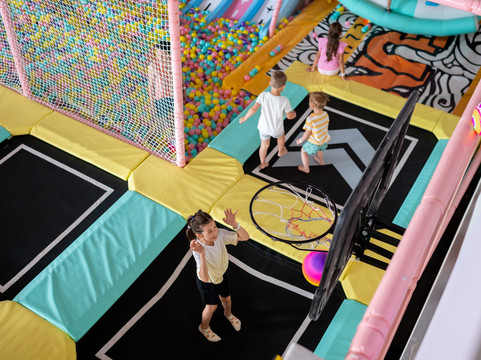 Drimoland-Ghiroda必去景点