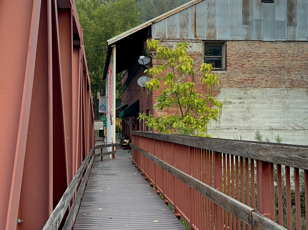 Riverside Mountain Lodge主图