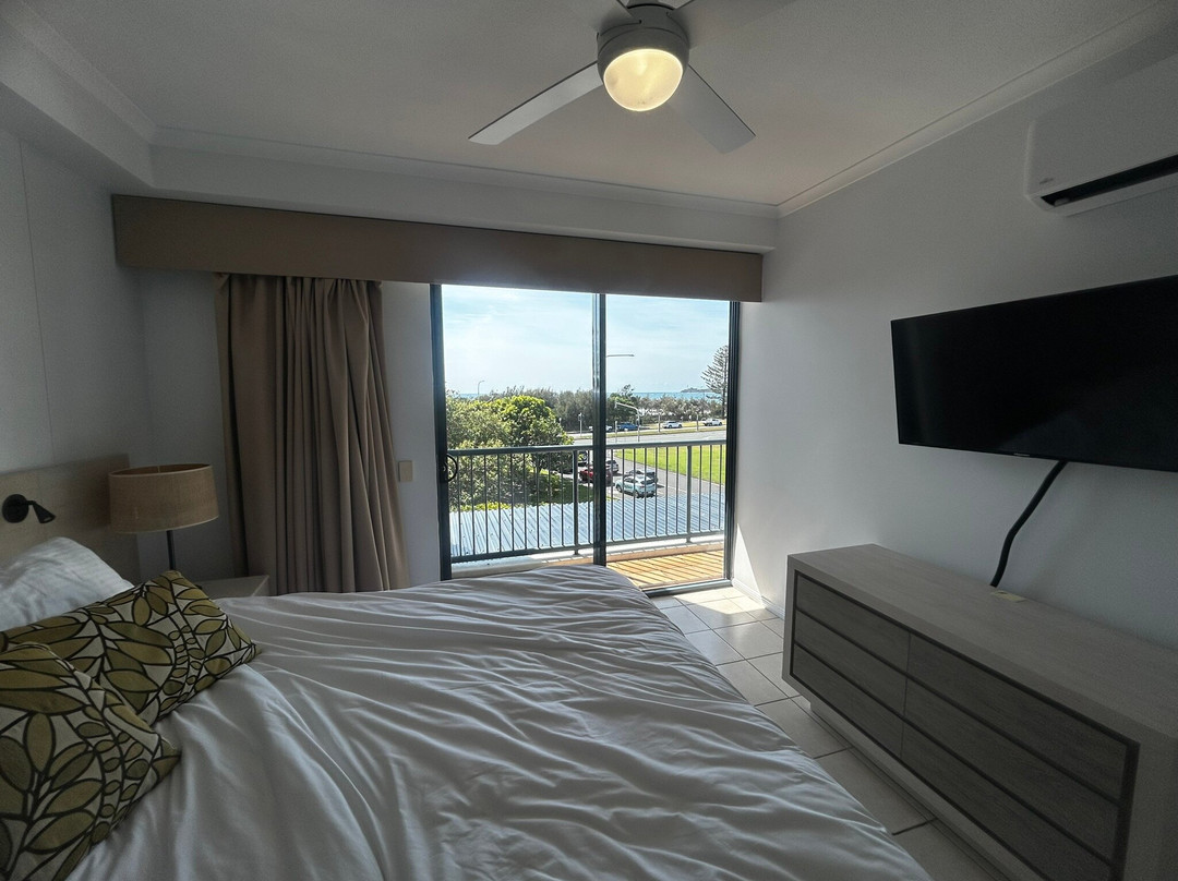 阳光海岸滨海盛橡度假酒店主图