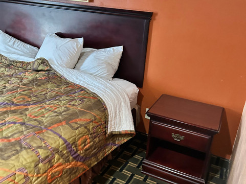 西罗亚斯普林斯超值酒店