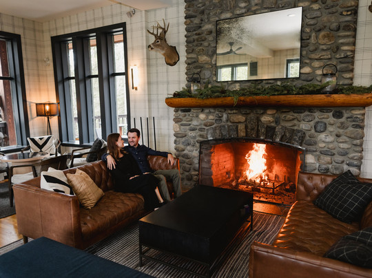 Kicking Horse Lounge