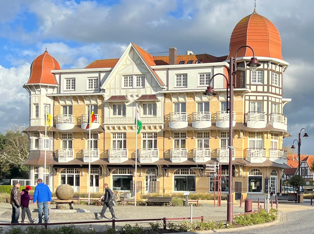 贝拉豪景园大酒店主图