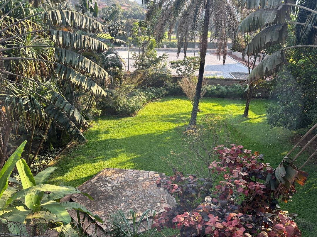 虎目岭度假村主图