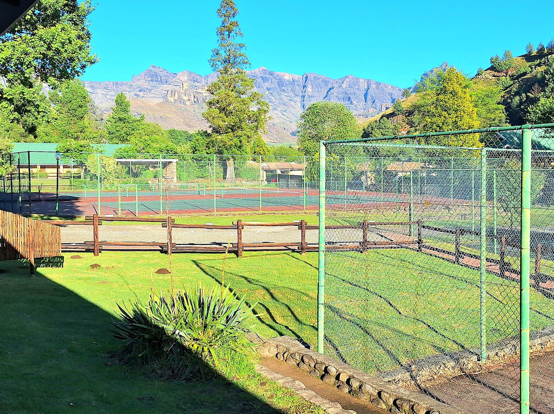 谷德森德拉肯斯花园高尔夫球场及温泉度假酒店主图