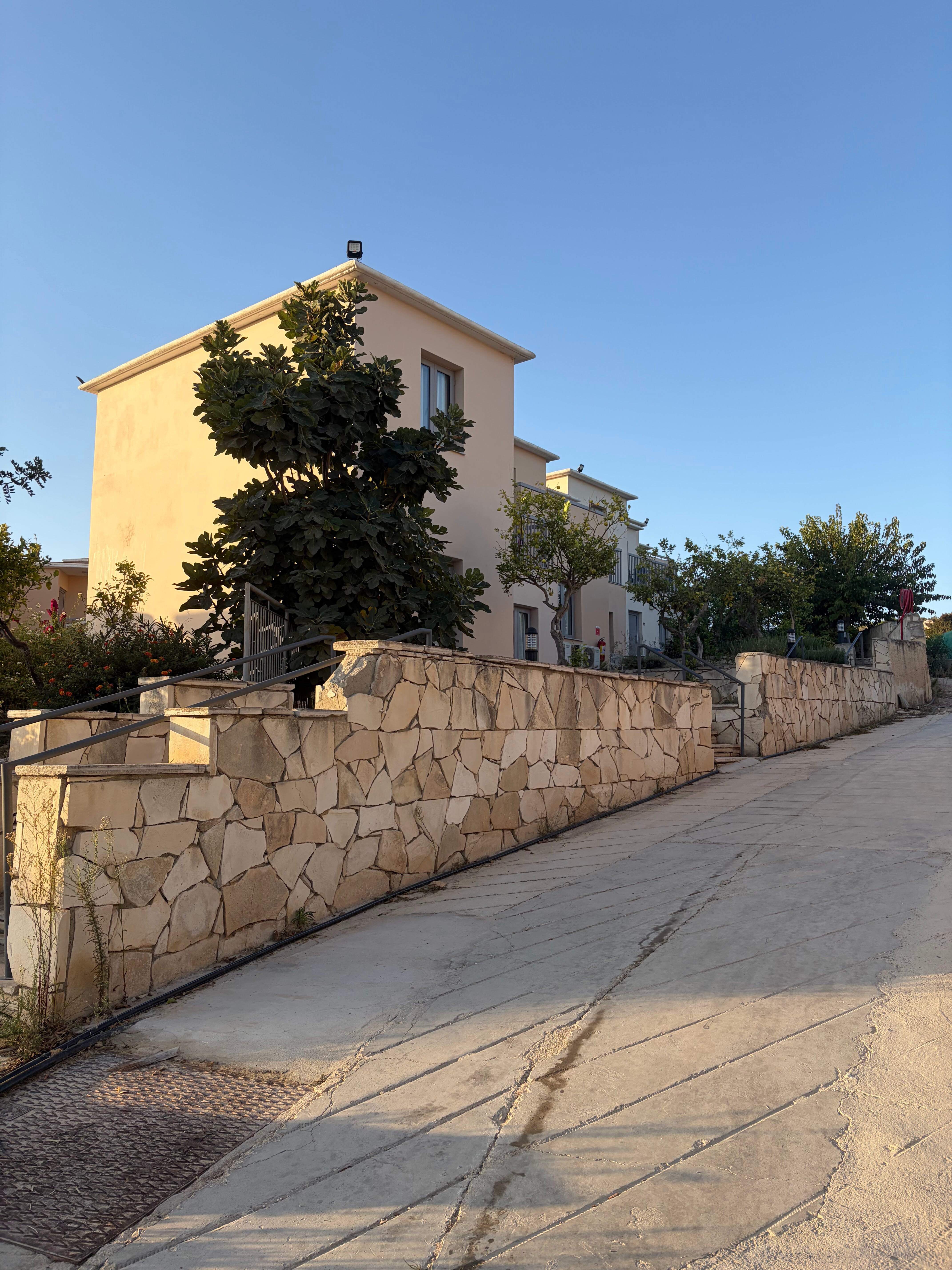 Louis St. Elias Resort & Waterpark-官方